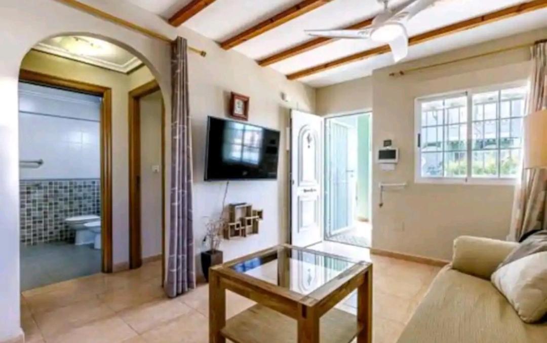 Bungalow Adaptado, Terraza Muy Grande Y Soleada. Гран Алакант Екстериор снимка
